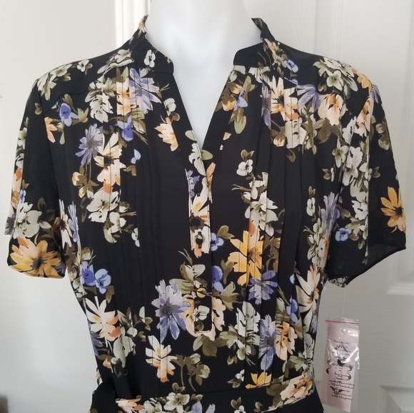 nanette Black Dream Cloud Midi Dress 8 Belted NWT Floral Short Sleeve Flowy - Picture 4 of 16